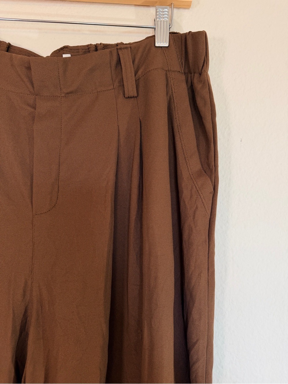 Halara High Waisted Wide Leg Pants Brown XL Regular Pleated Stretch - Picture 3 of 10